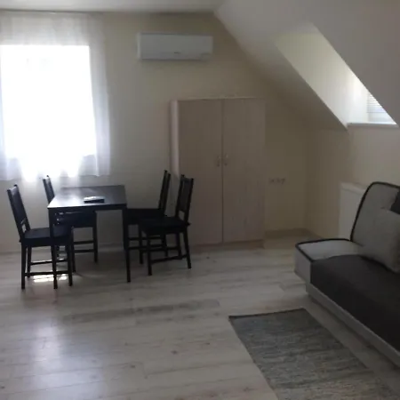 Apartman Harmónia Panzió *