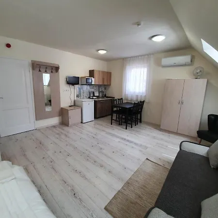 Apartman Harmónia Panzió *