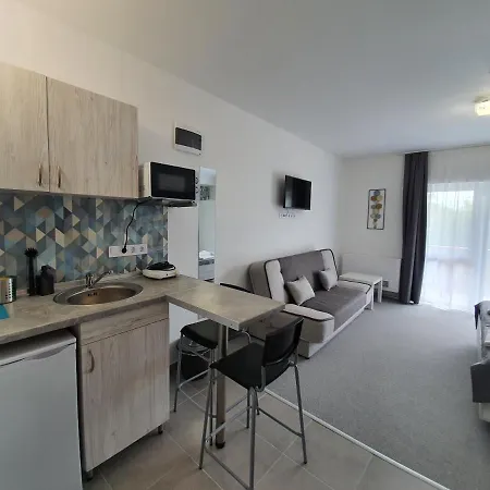 Harmonia Panzio Apartment *